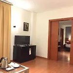 Trh Ciudad De Hotel 4*