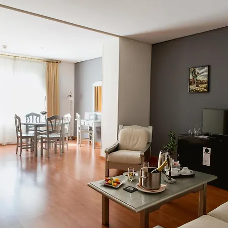 Trh Ciudad De 4* Baeza