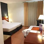 Trh Ciudad De Hotell