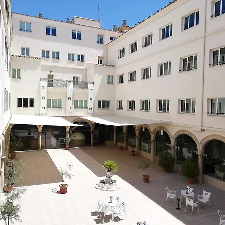 Trh Ciudad De Hotel 4*
