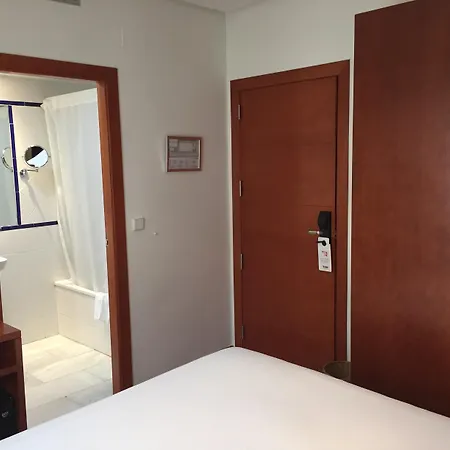 Trh Ciudad De Hotel Baeza