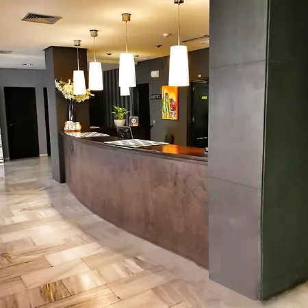 Trh Ciudad De Hotel Baeza