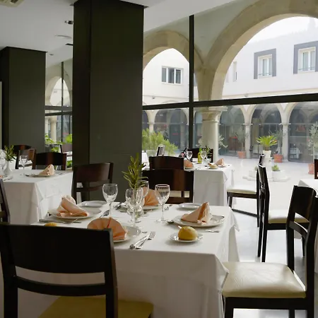 Trh Ciudad De Hotel Baeza