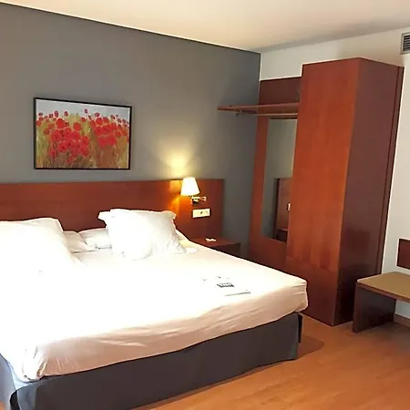 Trh Ciudad De Hotel 4*