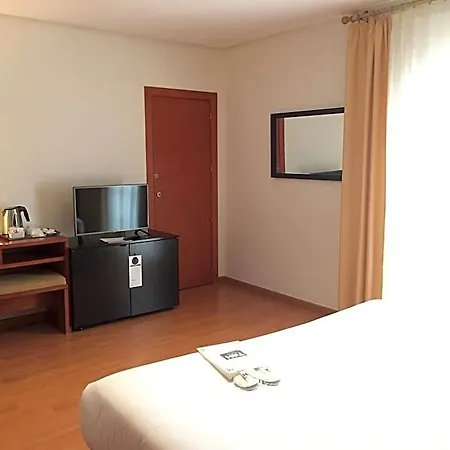 Hotel Trh Ciudad De 4*