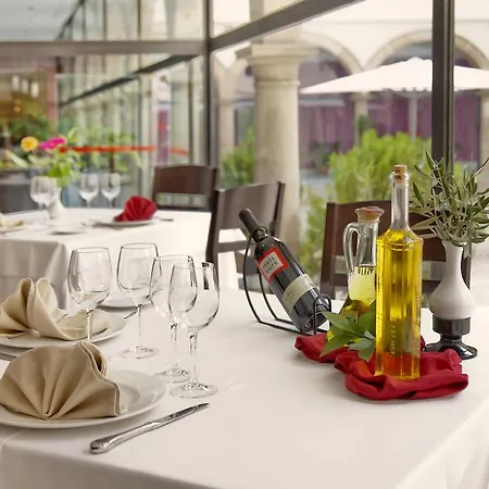 Trh Ciudad De 4* Baeza