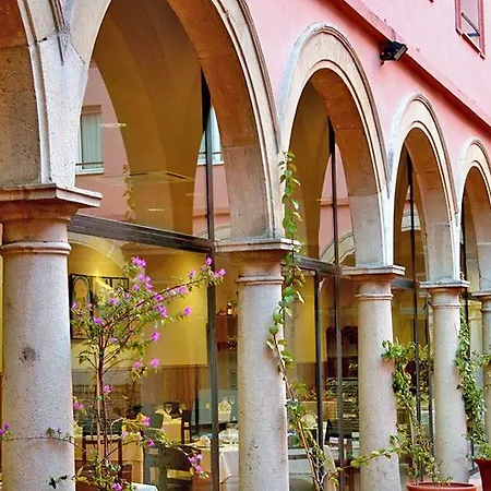Hotel Trh Ciudad De 4*