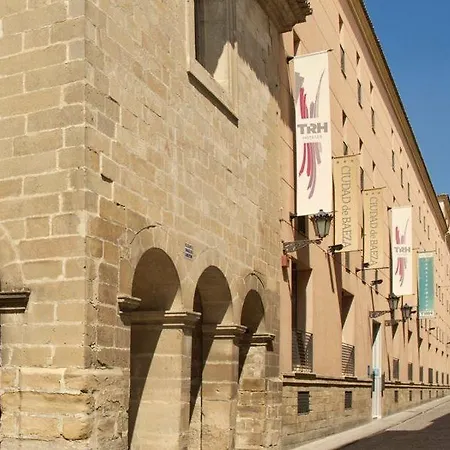 Otel Trh Ciudad De Baeza